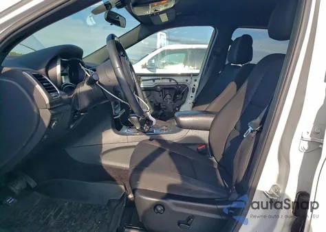 2018 Jeep Grand Cherokee Laredo z USA, uszkodzony, nr VIN 1C4RJFAG5JC448687